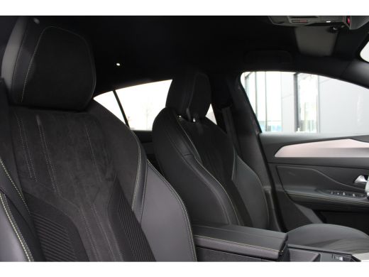 Peugeot 408 1.2 Hybrid 136 e-DCS6 GT | Automaat | Navigatie | Camera | Mild Hybrid | Apple carplay | 41.000km | ActivLease financial lease