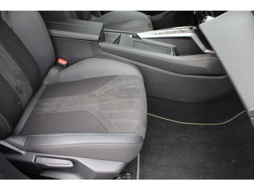 Peugeot 408 1.2 Hybrid 136 e-DCS6 GT | Automaat | Navigatie | Camera | Mild Hybrid | Apple carplay | 41.000km | ActivLease financial lease