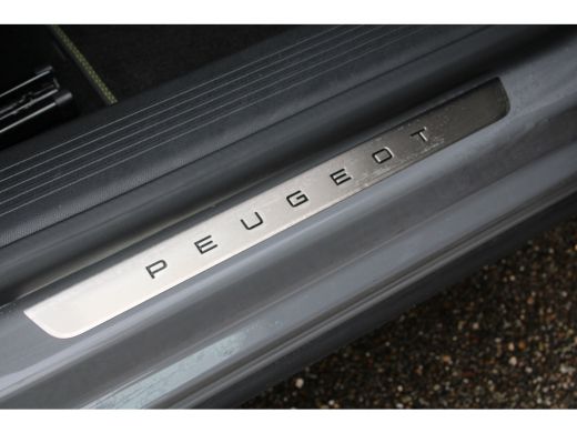 Peugeot 408 1.2 Hybrid 136 e-DCS6 GT | Automaat | Navigatie | Camera | Mild Hybrid | Apple carplay | 41.000km | ActivLease financial lease