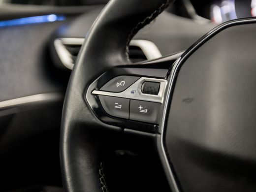 Peugeot 5008 1.2 PureTech Allure Sport 7 Peroons (APPLE CARPLAY, GROOT NAVI, 360 CAMERA, LEDER, STOELVERWARMIN... ActivLease financial lease