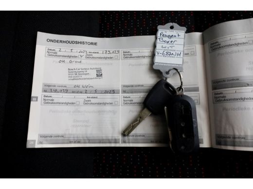 Peugeot Boxer 2.0 BlueHDI 130pk E6 L3H2 Navi/Camera Laadklep 500kg 05-2018 ActivLease financial lease