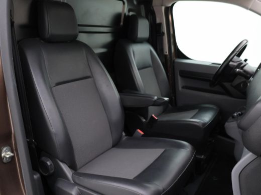 Peugeot Expert 2.0 BLUEHDI 180 PK AUT. SPORT PREMIUM + 2 SCHUIFDEUREN | HEAD-UP | CAMERA | TREEPLANKEN ActivLease financial lease