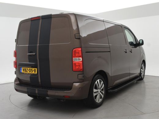 Peugeot Expert 2.0 BLUEHDI 180 PK AUT. SPORT PREMIUM + 2 SCHUIFDEUREN | HEAD-UP | CAMERA | TREEPLANKEN ActivLease financial lease