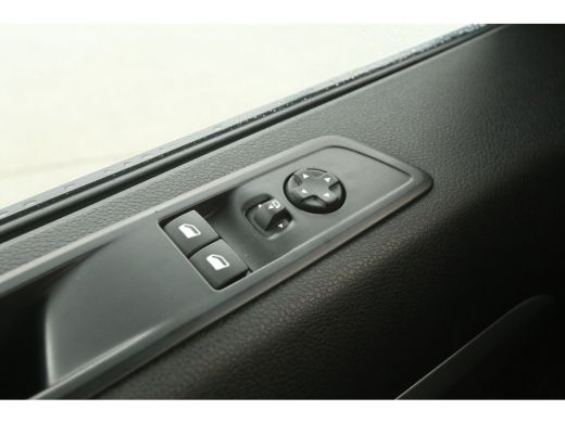 Peugeot Expert 2.0 BlueHDI L3H1 | 180PK | Dubbele Cabine | Aut. | Clima | Adap. Cruise | Camera | Carplay | Trek... ActivLease financial lease