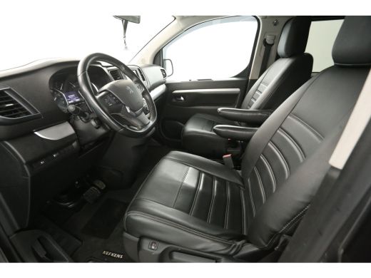 Peugeot Expert 2.0 BlueHDI L3H1 | 180PK | Dubbele Cabine | Aut. | Clima | Adap. Cruise | Camera | Carplay | Trek... ActivLease financial lease