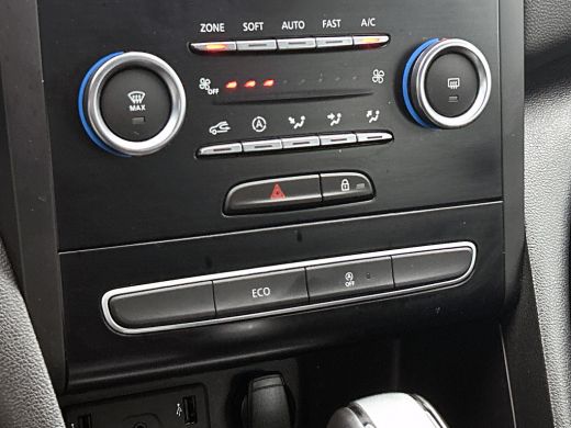 Renault M&eacute;gane Estate Estate 1.5 DCi Automaat Euro6 / Distributie vv bij 123Dkm / Cruise / Navi / LED / Carplay / Parke... ActivLease financial lease