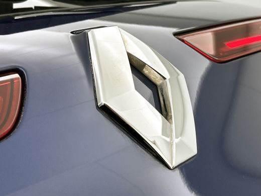 Renault M&eacute;gane Estate Estate 1.5 DCi Automaat Euro6 / Distributie vv bij 123Dkm / Cruise / Navi / LED / Carplay / Parke... ActivLease financial lease