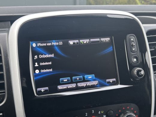 Renault Trafic 1.6 dCi 126 PK / L2H1 / TREKHAAK / AIRCO / CRUISE / NAVI / 3-ZITS / CAMERA / BLUETOOTH ActivLease financial lease