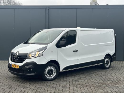 Renault Trafic 1.6 dCi 126 PK / L2H1 / TREKHAAK / AIRCO / CRUISE / NAVI / 3-ZITS / CAMERA / BLUETOOTH ActivLease financial lease