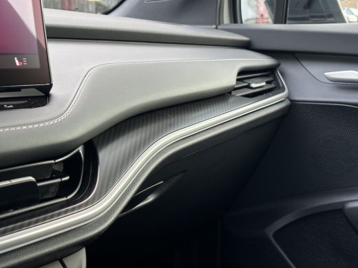 Skoda Elroq 60 Sportline 58kWh 204pk 20" LM velgen | Achteruitrijcamera | Adaptive cruise control ActivLease financial lease