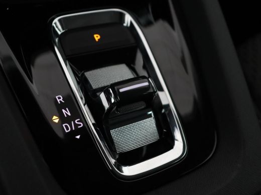 Skoda Octavia 1.5 TSI Business Edition Plus | Stoelverwarming | Trekhaak | Adaptive cruise | Keyless | Full LED... ActivLease financial lease