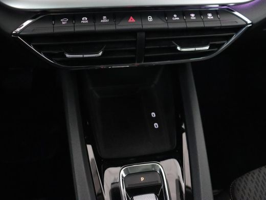 Skoda Octavia 1.5 TSI Business Edition Plus | Stoelverwarming | Trekhaak | Adaptive cruise | Keyless | Full LED... ActivLease financial lease