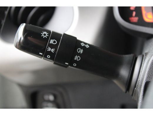 Toyota Aygo 1.0 VVT-i x-nav | Navigatie | Achteruitrijcamera | Cruise control | Elektrische ramen voor | ActivLease financial lease