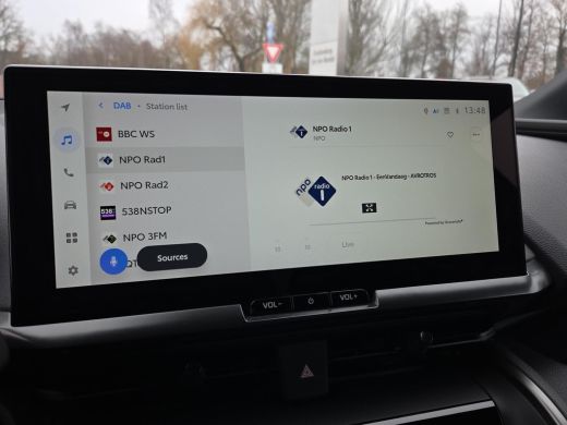 Toyota C-HR 1.8 Hybrid 140 First Edition | Apple CarPlay | Parkeersensoren | Blindspot | Rijklaarprijs incl. ... ActivLease financial lease