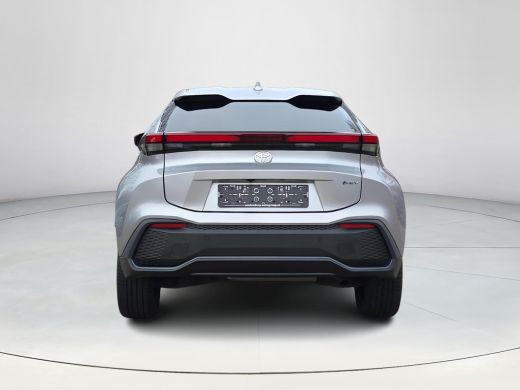 Toyota C-HR 1.8 Hybrid 140 First Edition | Apple CarPlay | Parkeersensoren | Blindspot | Rijklaarprijs incl. ... ActivLease financial lease