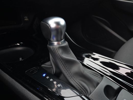 Toyota C-HR 1.8 Hybrid Style | Apple CarPlay | Blindspot | Rijklaar incl. garantie | ActivLease financial lease