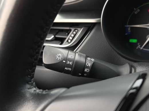 Toyota C-HR 1.8 Hybrid Style | Apple CarPlay | Blindspot | Rijklaar incl. garantie | ActivLease financial lease