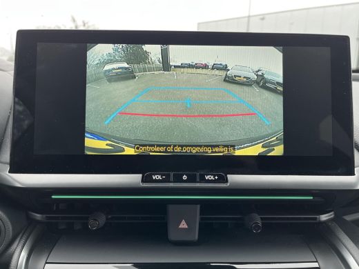 Toyota C-HR 2.0 Plug-in Hybrid 220 Black Edition | Navigatie | Apple CarPlay/Android auto | Achteruitrijcamer... ActivLease financial lease