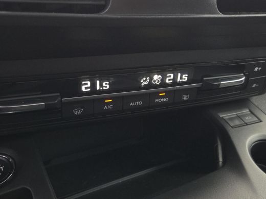 Toyota ProAce 1.2 Turbo Dynamic Automaat | Panorama dak | Trekhaak | Rijklaar incl. garantie | ActivLease financial lease