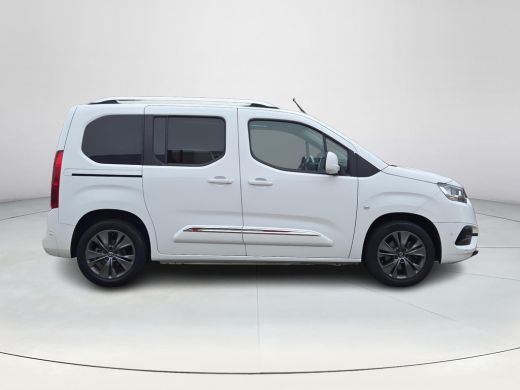 Toyota ProAce 1.2 Turbo Dynamic Automaat | Panorama dak | Trekhaak | Rijklaar incl. garantie | ActivLease financial lease