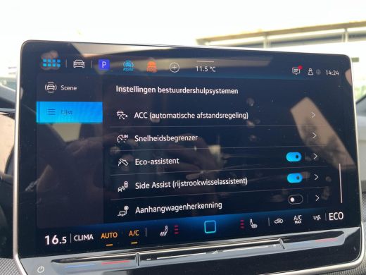 Volkswagen Golf 1.5 eHybrid GTE | Pano | Trekhaak | Head Up | Vol! | ActivLease financial lease