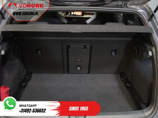 Volkswagen Golf 1.5 eTSI 150 pk R-Line (DEMO) NL Auto/ Pano/ Adapt.Cruise/ LED/ Black Pack/ Virtual Cockpit/ Stuu... ActivLease financial lease