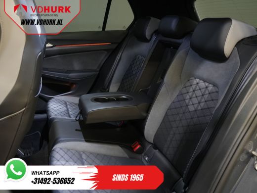 Volkswagen Golf 1.5 eTSI 150 pk R-Line (DEMO) NL Auto/ Pano/ Adapt.Cruise/ LED/ Black Pack/ Virtual Cockpit/ Stuu... ActivLease financial lease