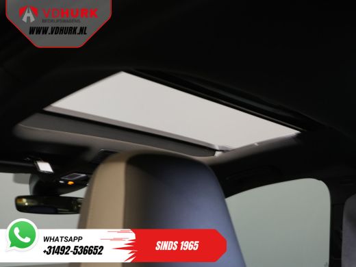 Volkswagen Golf 1.5 eTSI 150 pk R-Line (DEMO) NL Auto/ Pano/ Adapt.Cruise/ LED/ Black Pack/ Virtual Cockpit/ Stuu... ActivLease financial lease