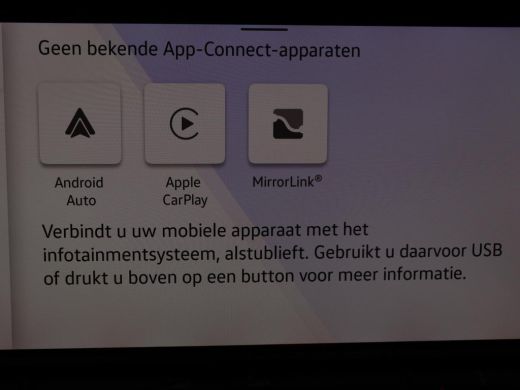 Volkswagen Golf 1.5 eTSI Style | Stoelverwarming | Trekhaak | Camera | Stuurverwarming | Memory | Sfeerverlichtin... ActivLease financial lease