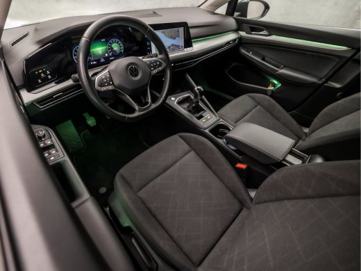 Volkswagen Golf Variant 1.0 TSI Sport (APPLE CARPLAY, GROOT NAVI, CLIMATE, PARKEERSENSOREN, KEYLESS, SPORTSTOELEN... ActivLease financial lease