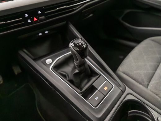 Volkswagen Golf Variant 1.0 TSI Sport (APPLE CARPLAY, GROOT NAVI, CLIMATE, PARKEERSENSOREN, KEYLESS, SPORTSTOELEN... ActivLease financial lease