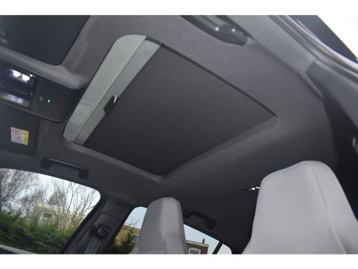 Volkswagen Golf VIII Lim. 1.5 TSI eHybrid 272PK | TREKHAAK | PANORAMA DAK | STOELVERW. | 360 CAMERA | HEAD-UP | M... ActivLease financial lease