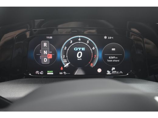 Volkswagen Golf VIII Lim. 1.5 TSI eHybrid 272PK | TREKHAAK | PANORAMA DAK | STOELVERW. | 360 CAMERA | HEAD-UP | M... ActivLease financial lease