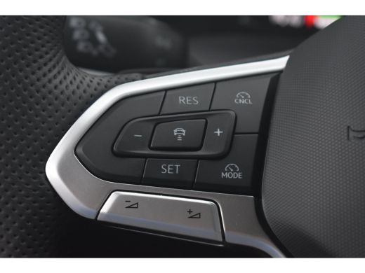 Volkswagen Golf VIII Lim. 1.5 TSI eHybrid 272PK | TREKHAAK | PANORAMA DAK | STOELVERW. | 360 CAMERA | HEAD-UP | M... ActivLease financial lease