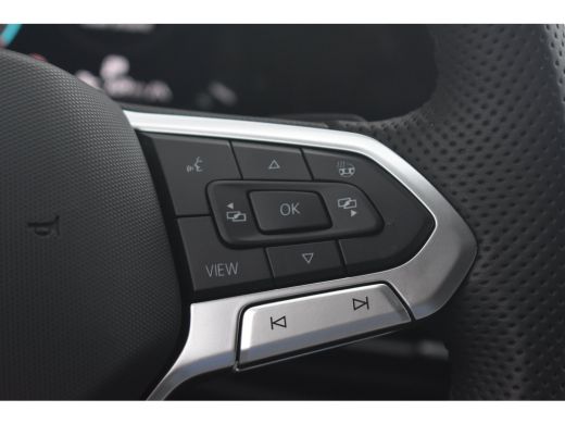 Volkswagen Golf VIII Lim. 1.5 TSI eHybrid 272PK | TREKHAAK | PANORAMA DAK | STOELVERW. | 360 CAMERA | HEAD-UP | M... ActivLease financial lease
