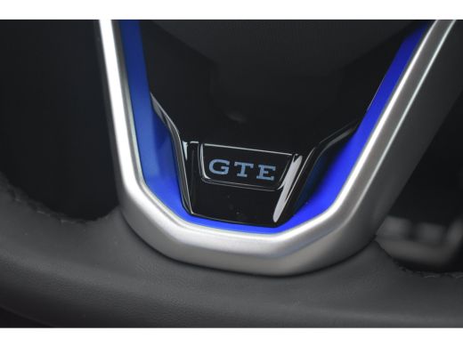 Volkswagen Golf VIII Lim. 1.5 TSI eHybrid 272PK | TREKHAAK | PANORAMA DAK | STOELVERW. | 360 CAMERA | HEAD-UP | M... ActivLease financial lease