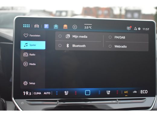 Volkswagen Golf VIII Lim. 1.5 TSI eHybrid 272PK | TREKHAAK | PANORAMA DAK | STOELVERW. | 360 CAMERA | HEAD-UP | M... ActivLease financial lease