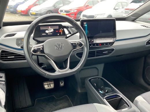 Volkswagen ID.3 Business 58 kWh 204pk | Camera achter | Navigatie | Adaptief cruise control | Led koplampen | App... ActivLease financial lease
