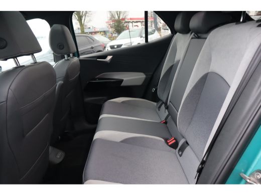 Volkswagen ID.3 First Max 58 kWh | Achteruitrijcamera | Hill hold functie | Keyless entry ActivLease financial lease