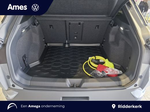 Volkswagen ID.4 Pro Limited Edition 77 kWh accu 286 PK | Achteruitrijcamera 'Rear View' | Climatronic 2-zone ActivLease financial lease