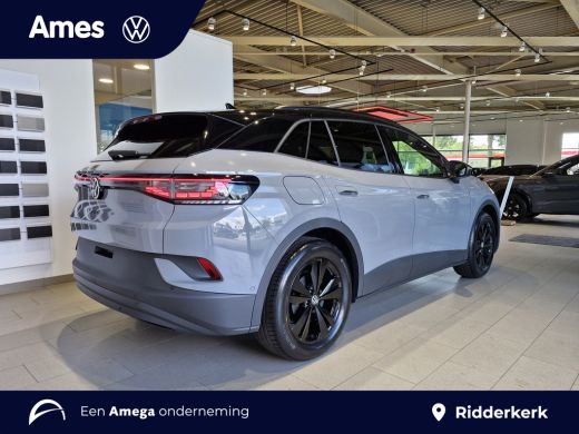 Volkswagen ID.4 Pro Limited Edition Plus 210 kW / 286 PK | Achteruitrijcamera | Climatronic | Voorstoelen verwarm... ActivLease financial lease