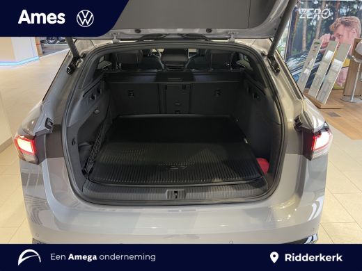 Volkswagen ID.7 Pro Limited Edition 210 kW / 286 PK | Black edition pakket | Climatronic | Voorstoelen verwarmbaa... ActivLease financial lease