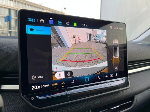 Volkswagen T-Roc 1.5 eTSI 115pk Life First Edition | 18" LM velgen zwart | ACC | Apple Carplay | Stoel en stuurver... ActivLease financial lease