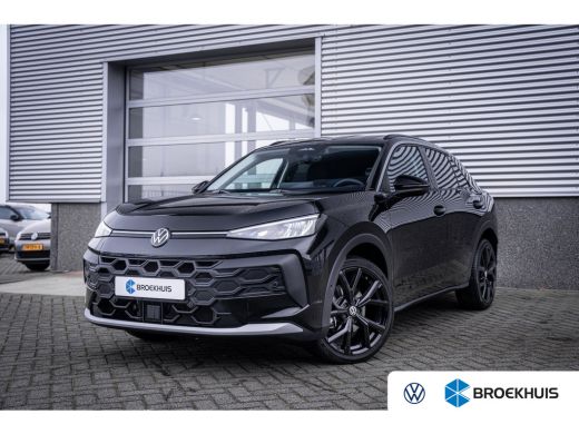 Volkswagen T-Roc 1.5 eTsi Life First Edition | 19 inch velgen met 4seizoenbanden  | Achteruitrijcamera | Cruise co...