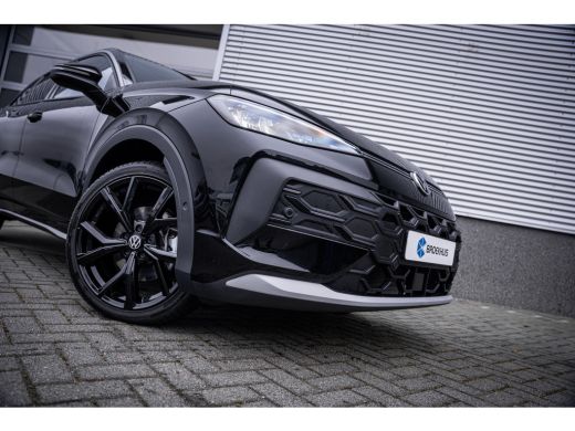 Volkswagen T-Roc 1.5 eTsi Life First Edition | 19 inch velgen met 4seizoenbanden  | Achteruitrijcamera | Cruise co... ActivLease financial lease