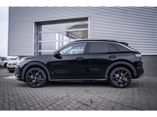 Volkswagen T-Roc 1.5 eTsi Life First Edition | 19 inch velgen met 4seizoenbanden  | Achteruitrijcamera | Cruise co... ActivLease financial lease