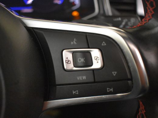 Volkswagen T-Roc 1.5 TSI Sport Business R 150pk DSG/AUTO | Dodehoekdetectie | Panorama dak | Camera achter | Elekt... ActivLease financial lease