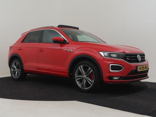 Volkswagen T-Roc 1.5 TSI Sport Business R 150pk DSG/AUTO | Dodehoekdetectie | Panorama dak | Camera achter | Elekt... ActivLease financial lease