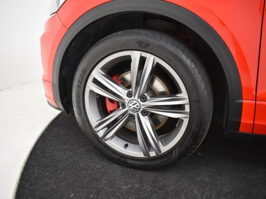Volkswagen T-Roc 1.5 TSI Sport Business R 150pk DSG/AUTO | Dodehoekdetectie | Panorama dak | Camera achter | Elekt... ActivLease financial lease
