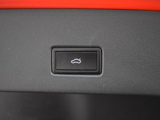 Volkswagen T-Roc 1.5 TSI Sport Business R 150pk DSG/AUTO | Dodehoekdetectie | Panorama dak | Camera achter | Elekt... ActivLease financial lease